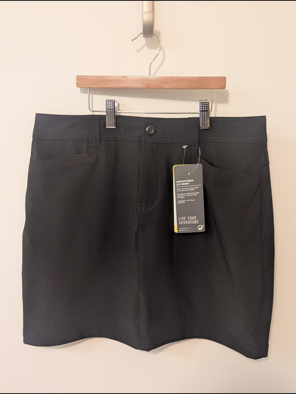 Eddie Bauer Black Adventurer 2.0 Skort with Front Pockets Size 6 Golf Walking
